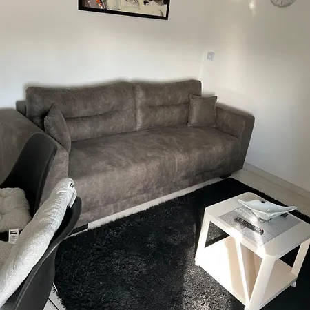 K&v شقة Veliko Gradište